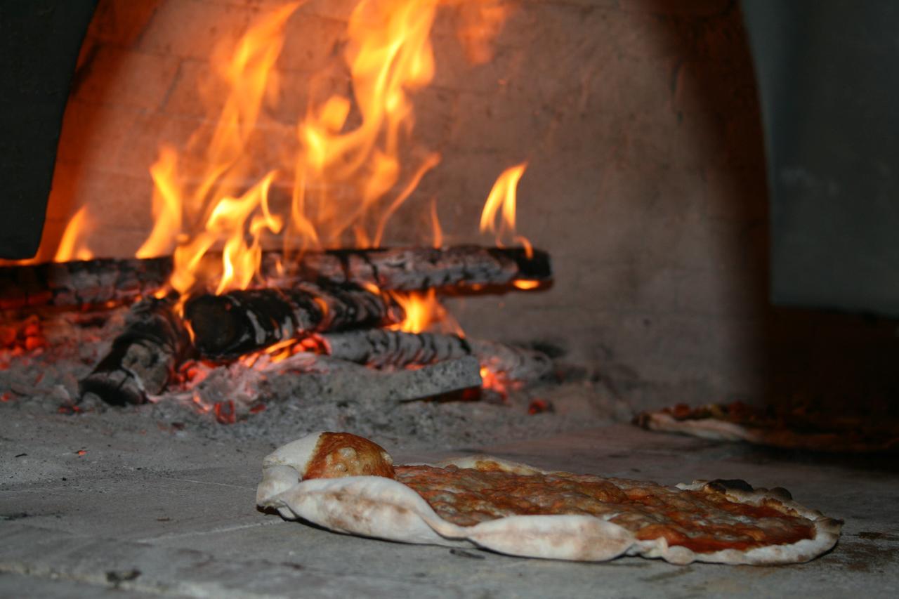 Hotel Ristorante Benigni Campagnano Di Roma Εξωτερικό φωτογραφία